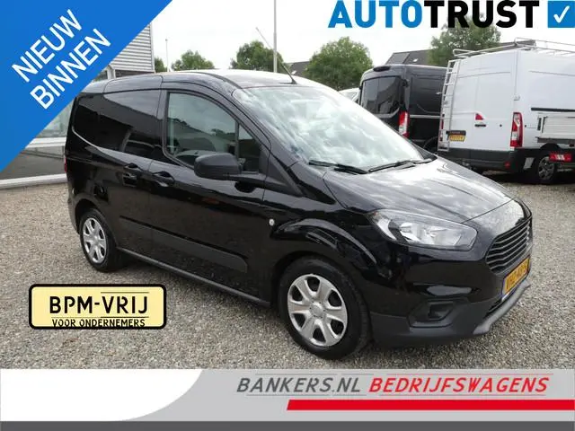 Ford Transit Courier 1.0 100PK EcoBoost Benzine Trend Airco