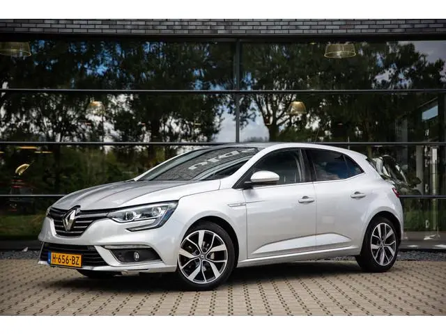 Renault Mégane 1.2 TCe Bose , Massage, Achteruitrijcamera, Keyless