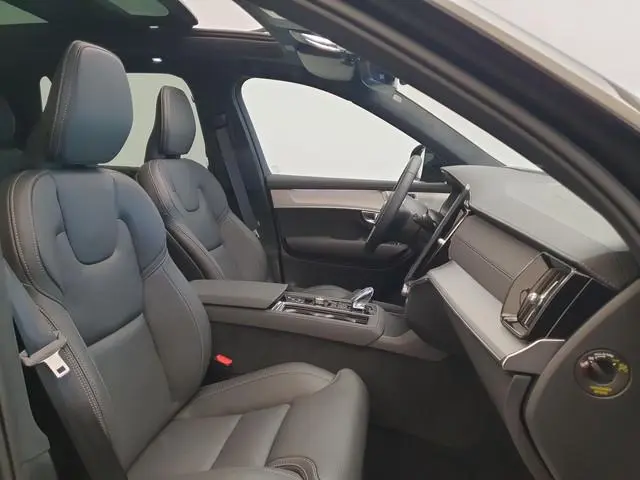 Volvo XC90 2.0 T8 Plug-in hybrid AWD Ultra Black Ed. Exec. Luchtvering, Trekhaak, Bowers & Wilkins,...