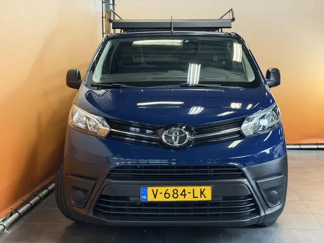 Toyota pro-ace