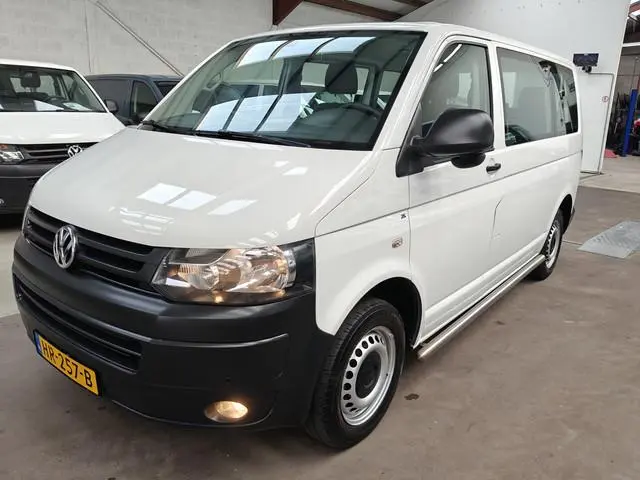 Volkswagen Transporter Kombi 2.0 TDI PERSONENBUS AUTOM