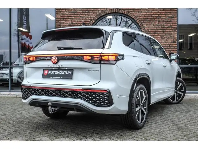Volkswagen Tayron 1.5 eHybrid R-Line Trekhaak, SOH 99%, Achteruitrijcamera