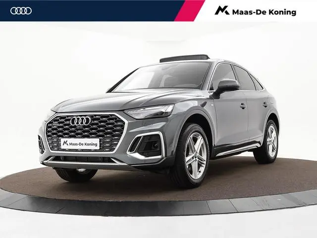 Audi Q5 Sportback 50 TFSIe 299pk S-Tronic S edition Competition · Panoramadak · Camera · Keyless · E...