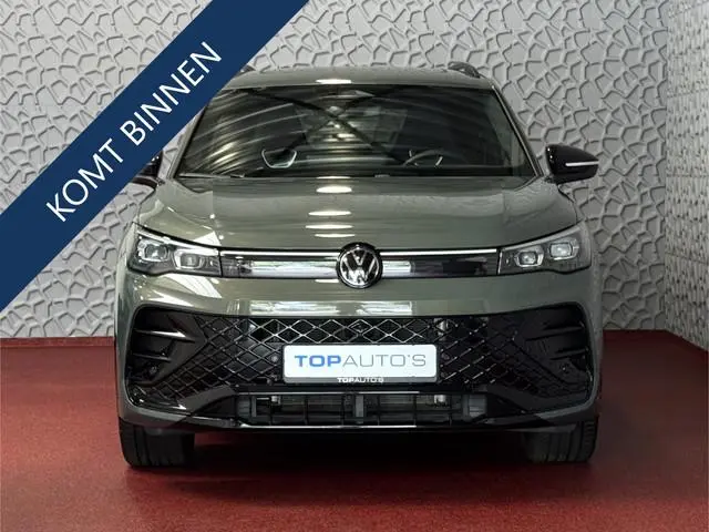Volkswagen Tiguan 1.5 eHYBRID 272 PK NW AUTO R-LINE VW.TREKHAAK  BLACK PANO XL.NAVI STOEL/STUUR VERW...