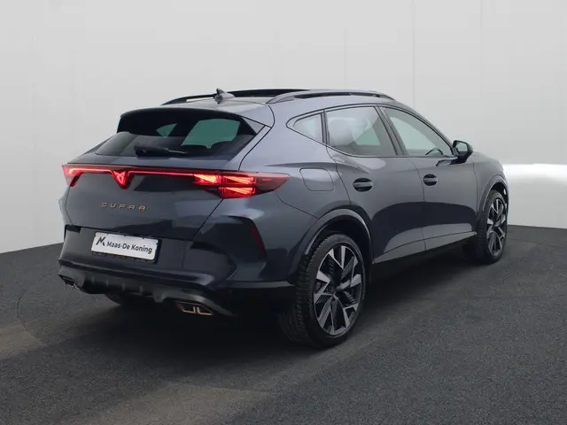 CUPRA Formentor 1.5TSIe-Hybrid 200kW/272PK FL VZ Performance DSG · Panoramadak · 360°Camera + Parkee...