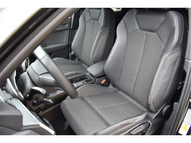 Audi Q3 Sportback 45 TFSI e S-Line Black Ed Navi Leder Camera Trekhaak 19 Inch