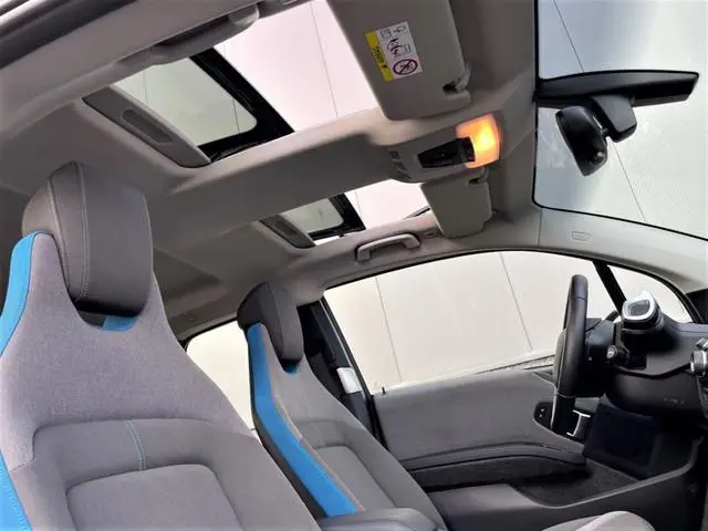 BMW i3 *Edition Windmill*120Ah/42 kWh/Sunroof/Navi-Pro/Camera/3-Fase/20"
