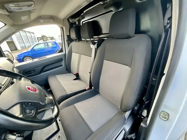 Peugeot Expert 1.5 BlueHDI Standaard Prem 360 Camera Carplay Cruise