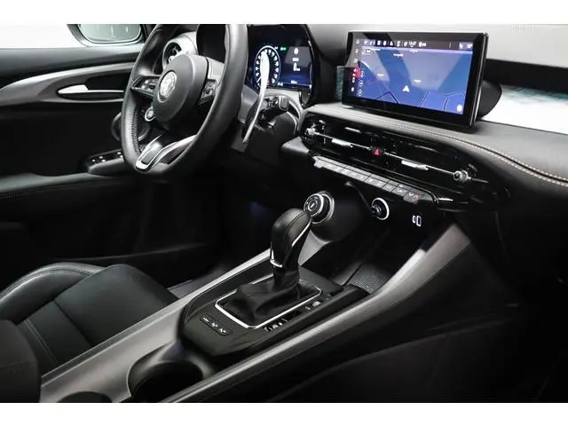 Alfa Romeo Tonale 1.3T PHEV Veloce | TECHNOLOGY PACK | DRAADLOZE LADER | PARKEERHULP | 360 CAMERA