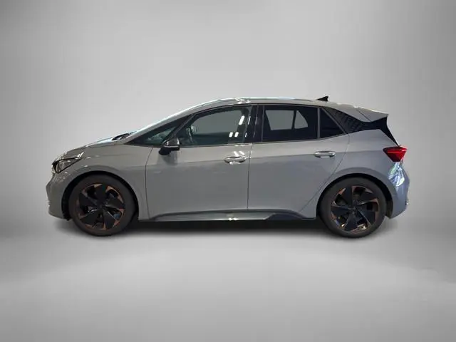 CUPRA Born Business One 204pk 62 kWh · Panoramadak · Camera · Apple/Android Car Play · Navigatie · 1...