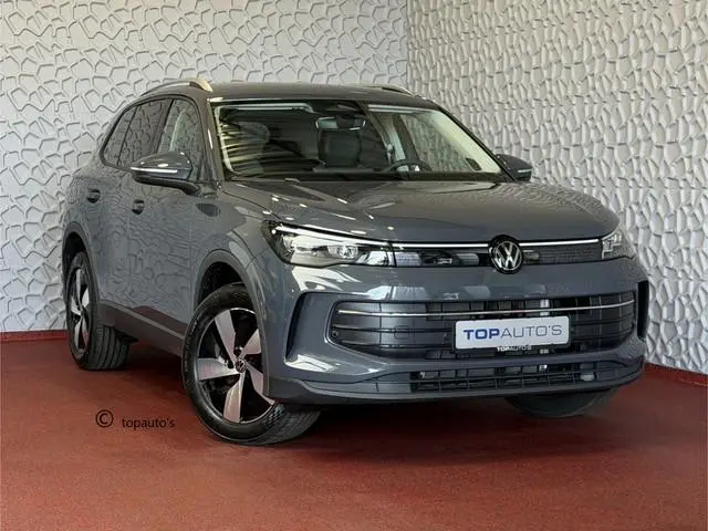Volkswagen Tiguan 1.5 eHYBRID NW AUTO 2026 STOEL/STUUR VERW CAMERA HARMAN KARDON ELEK.KLEP PHEV PLUG...