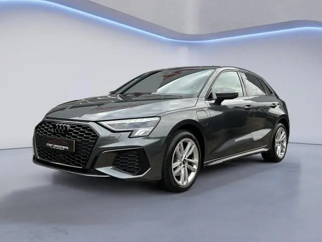 Audi A3 Sportback 40 TFSI e Edition S Line /Apple & Android carplay/Achteruitrijcamera/Stoelverwarmi...