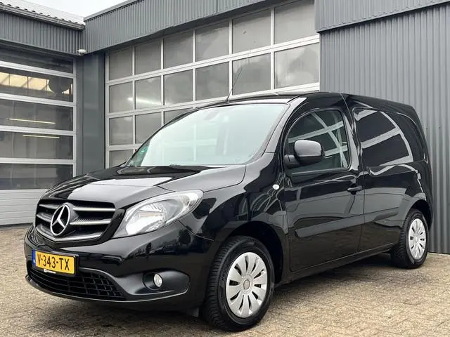Mercedes-Benz Citan 111 CDI BlueEFFICIENCY 110pk Airco Cruise controle Trekhaak 1050kg trekgewicht T...