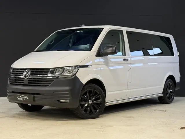 Volkswagen Transporter 2.0 TDI L2H1 30 DC Highline | Origineel NL | Apple carplay  | Camera | Trekha...
