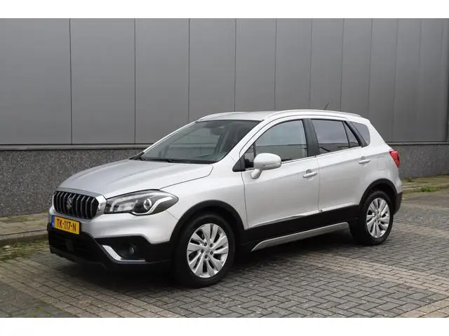 Suzuki S-Cross