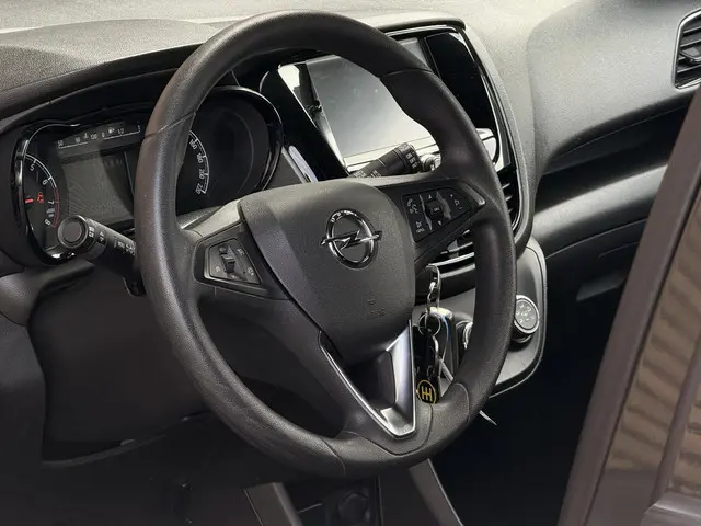 Opel KARL
