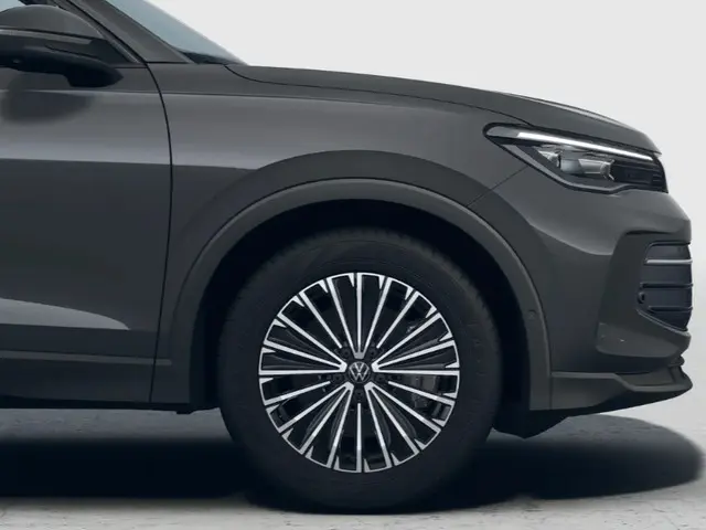 Volkswagen Tiguan Life Edition 1.5 eHybrid 204 PK 6 versn. DSG · Comfort Pakket · Style Pakket · Tre...