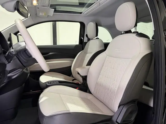 Fiat 500 La Prima 42 kWh | SOH 95,2 % | Luxe Leder | ACC | Keyless 