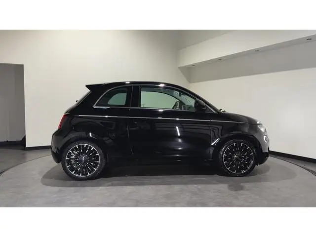 Fiat 500 La Prima 42 kWh | SOH 95,2 % | Luxe Leder | ACC | Keyless 