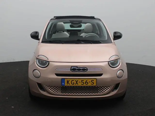 Fiat 500 1.0 Hybrid La Prima | Demo | Beschikbaar per 1-8-2026 |