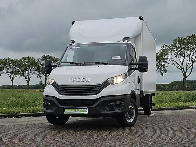 IVECO DAILY 35S14       bakwagen laadklep!