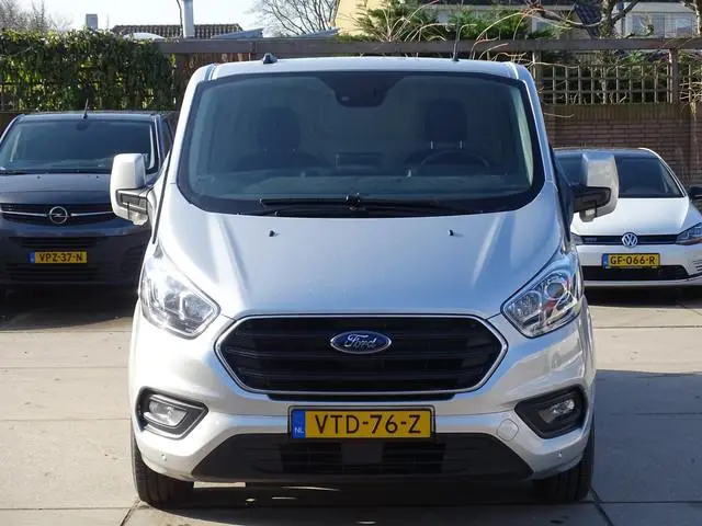 Ford Transit Custom 2.0 TDCI L1H1 Limited Automaat
