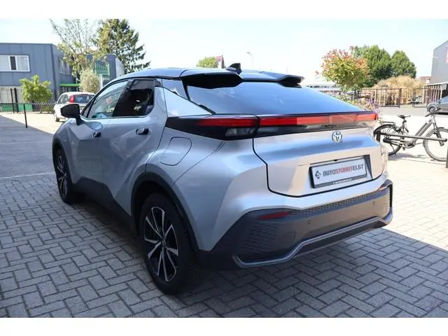 Toyota C-HR 2.0 Plug-in Hybrid 220 Dynamic 1e Eigenaar | BTW | Fabrieks Garantie | Winterpakket | Ca...