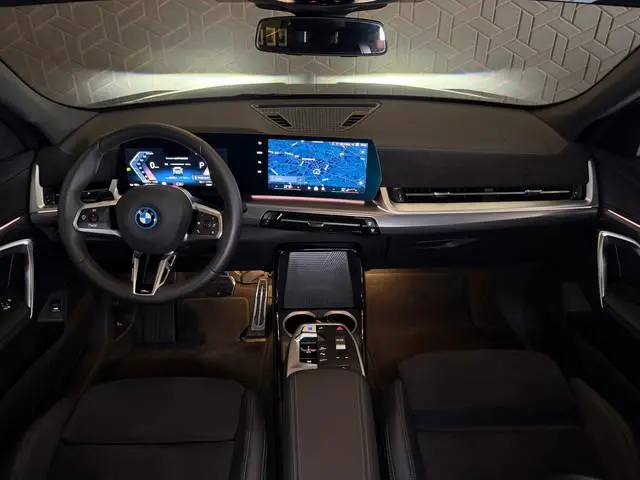 BMW iX2