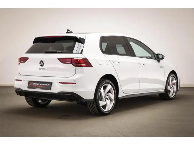 Volkswagen Golf 1.5 eHybrid GTE | BLACK STYLE / MULTIMEDIA PLUS- PACK | HEAD UP | STUURVERWARMING |...