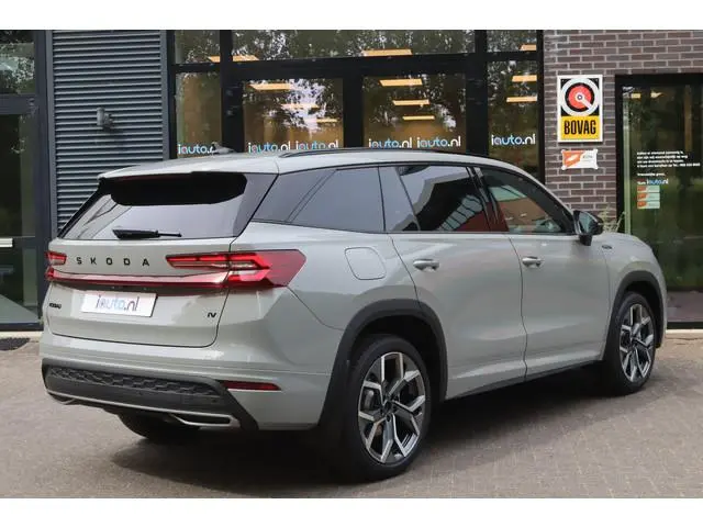 ŠKODA Kodiaq 1.5 TSI PHEV Sportline Business Matrix LED/ACC/Keyless/Camera/20"/Elek. stoel/Trekhaak...