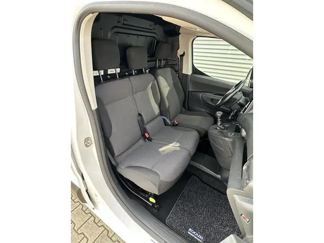 Toyota pro-ace