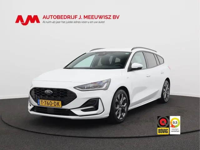 Ford Focus Wagon 1.0 EcoBoost Hybrid ST Line/ trekhaak/ compleet!