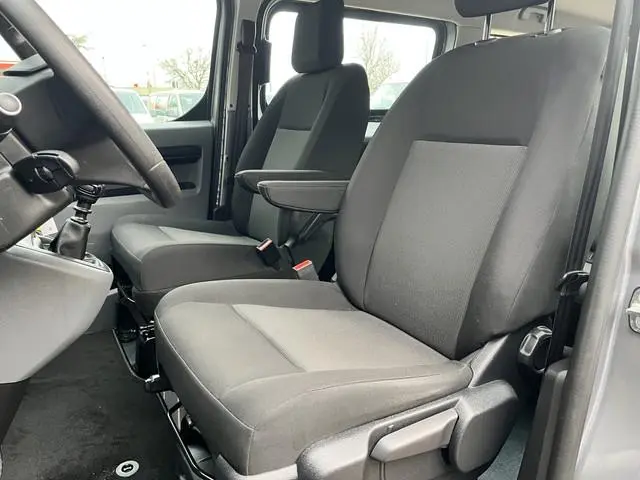 Peugeot Traveller