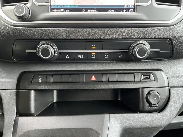 Peugeot Traveller