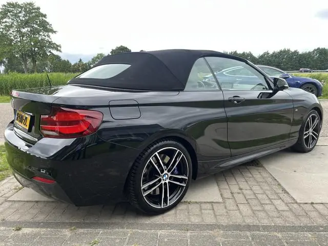 BMW 2-serie Cabrio 230i High Executive Edition M Pakket / NL Auto /  252PK / Stoelverw. / Leder / Ca...