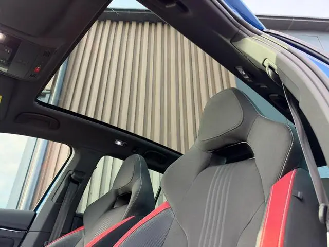 Skoda Kamiq 1.0 TSI Monte Carlo | BTW | Automaat | Pano | Camera| Carplay