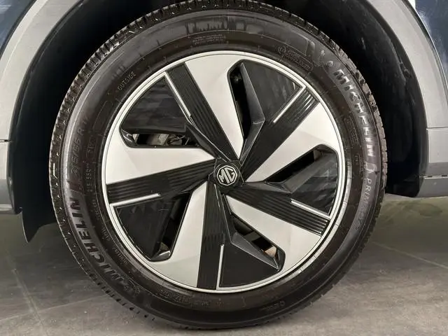 MG ZS EV