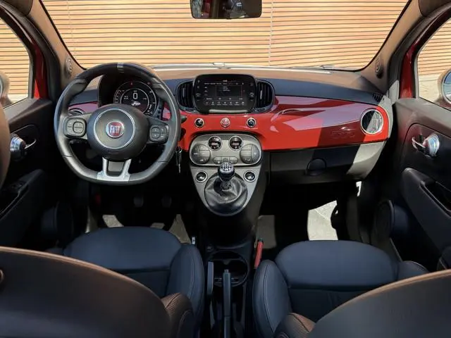 Fiat 500 1.0 Hybrid Sport Panodak / Telefoon / Cruise / Leer