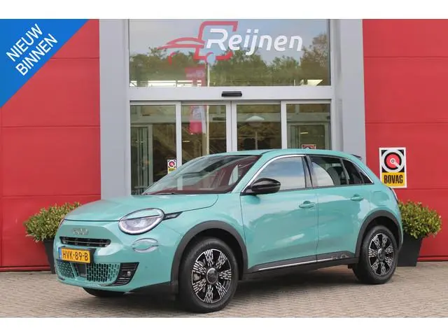 Fiat 600 1.2 110PK Hybrid AUTOMAAT POP | WINTER PACK: VERWAMBARE VOORSTOELEN/VERWARMBARE VOORRUIT |...