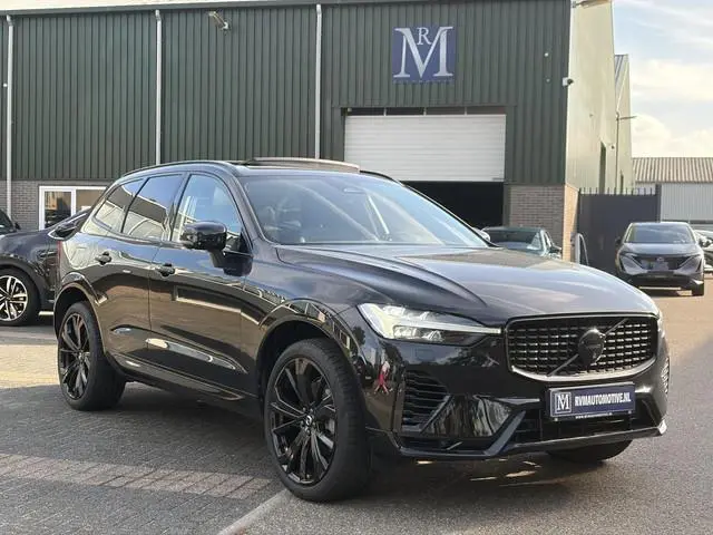 Volvo XC60 2.0 T8 Plug-in hybrid AWD Plus Black Edition FULL OPTIONS| ELEK. TREKHAAK| LUCHTVERING!|...