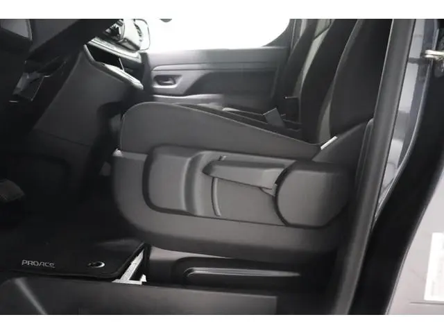 Toyota pro-ace