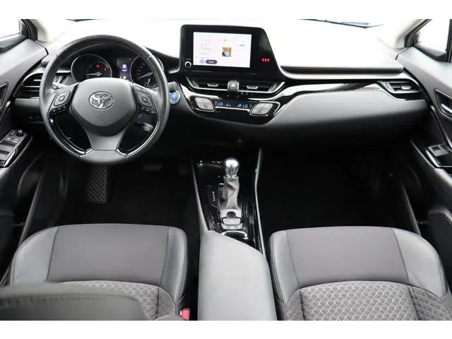 Toyota C-HR 1.8 Hybrid Dynamic, Apple Carplay / Android Auto, Navi, Keyless entry, Adaptieve cruise...