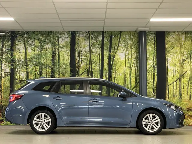 Toyota Corolla Touring Sports