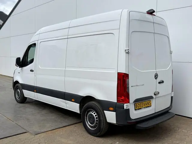Mercedes-Benz eSprinter eSprinter 312 55kWh L2H2 Elektrisch 145km WLTP 93.3% (SOH) 80kw Snelladen Cl...