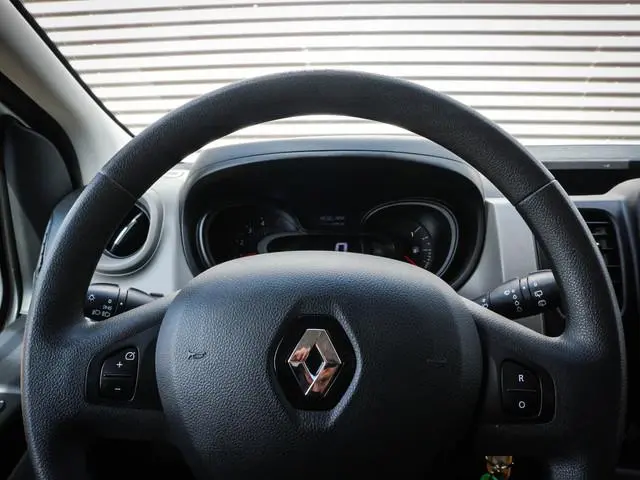Renault Trafic 1.6 dCi T29 L2H1 DC Comfort | Airco | Cruise | Trekhaak |