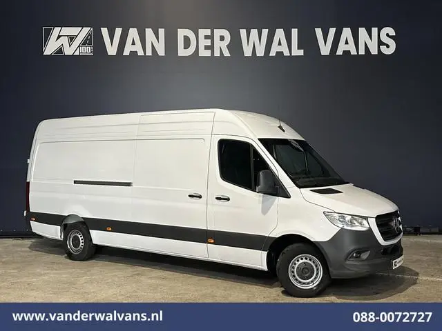 Mercedes-Benz Sprinter 315 CDI 150pk L3H2 Euro6 Airco | Camera | Apple Carplay | Chauffeursstoel | C...