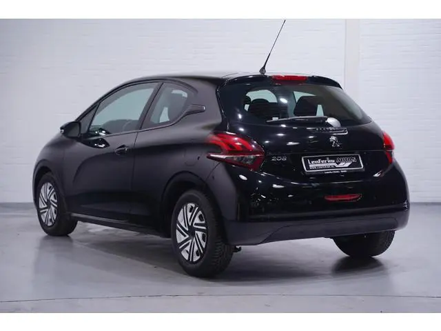 Peugeot 208 1.2 PureTech 75 Active 3 Drs Airco, mistlampen voor PDC achter cruise-controle