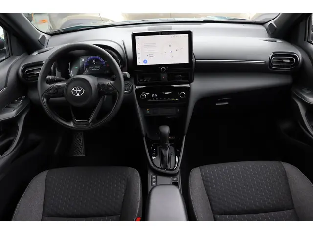 Toyota Yaris Cross 1.5 Hybrid 130 Dynamic Comfortpack , Comfort Pack, Direct leverbaar met €2.835 vo...