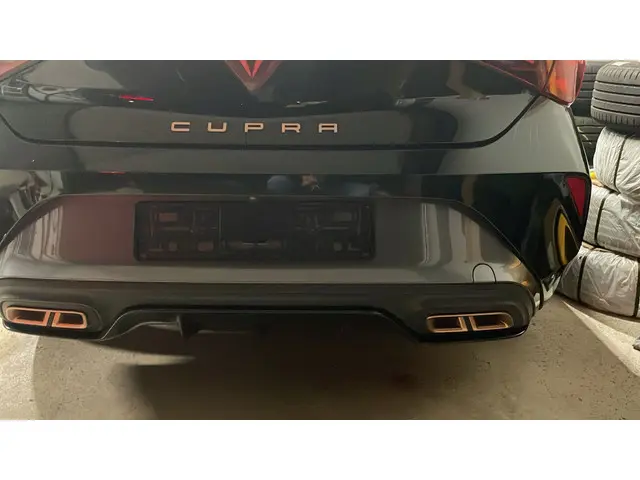 CUPRA Leon