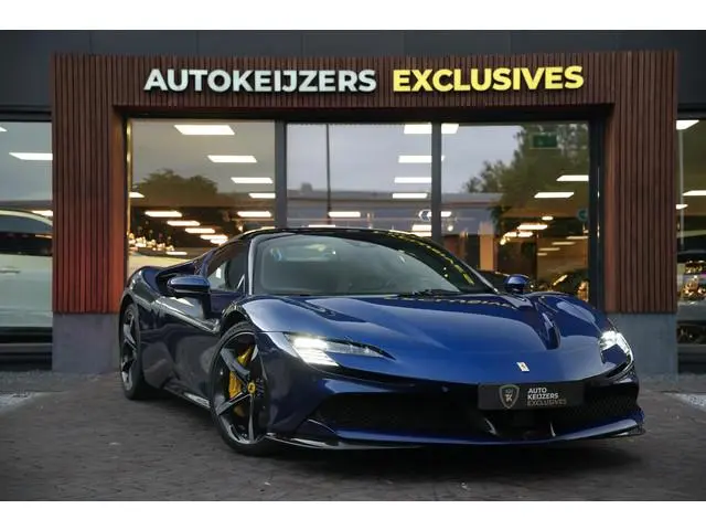 Ferrari SF90 Spider